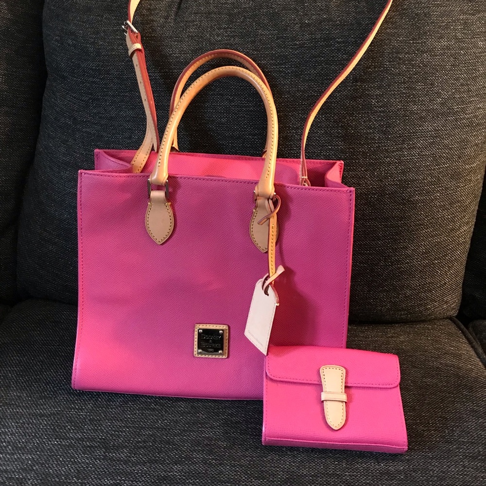 Dooney and Bourke Janine Tote w/ Accesories
